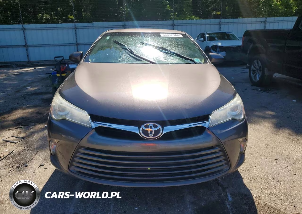 2015 Toyota Camry Le VIN:4T1BF1FK8FU051989 - 5