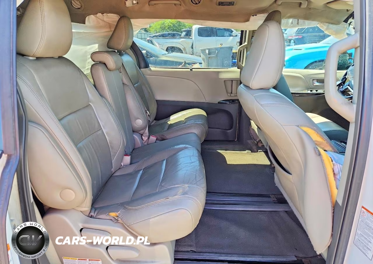 2015 Toyota Sienna Xle 8-Passenger VIN:5TDYK3DCXFS573156 - 11