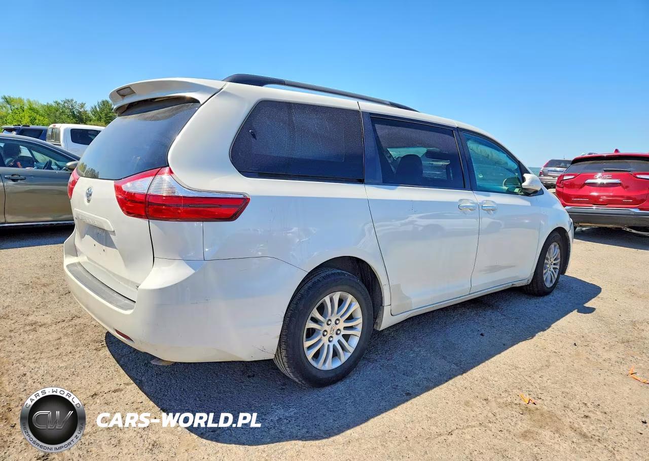 2015 Toyota Sienna Xle 8-Passenger VIN:5TDYK3DCXFS573156 - 3