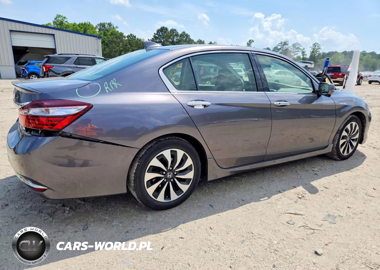 2017 Honda Accord Touring Hybrid VIN:JHMCR6F78HC020970 - 3