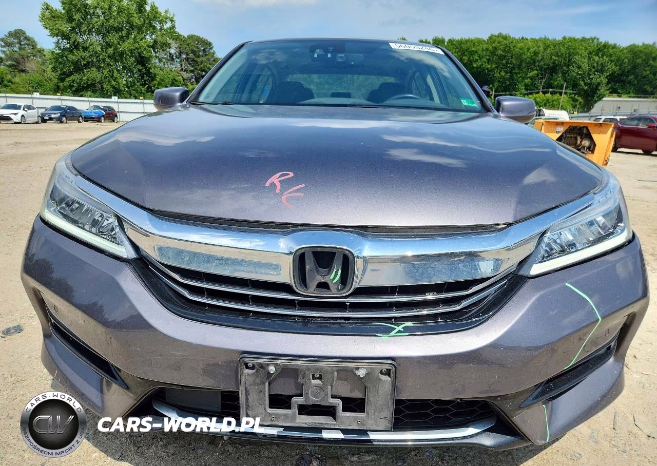 2017 Honda Accord Touring Hybrid VIN:JHMCR6F78HC020970 - 5