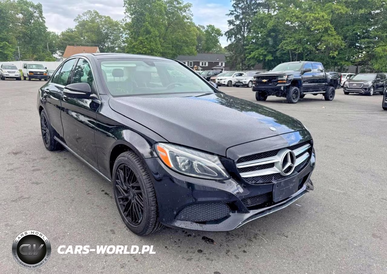 2015 Mercedes-Benz C 300 4Matic VIN:55SWF4KB1FU068945 - 4