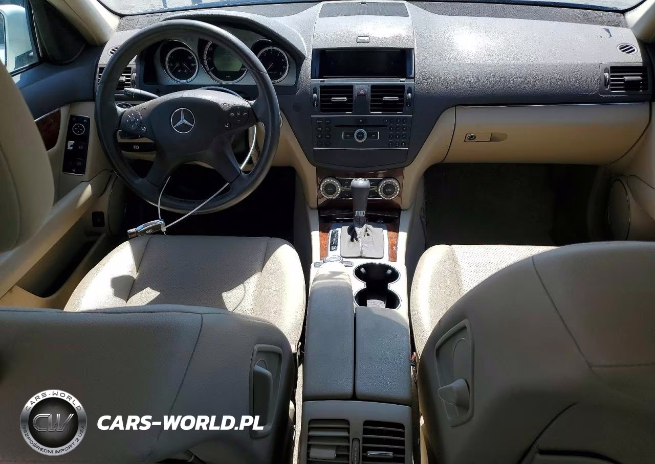 MERCEDES-BENZ C 300 VIN:WDDGF5EB7BA526617 - 8