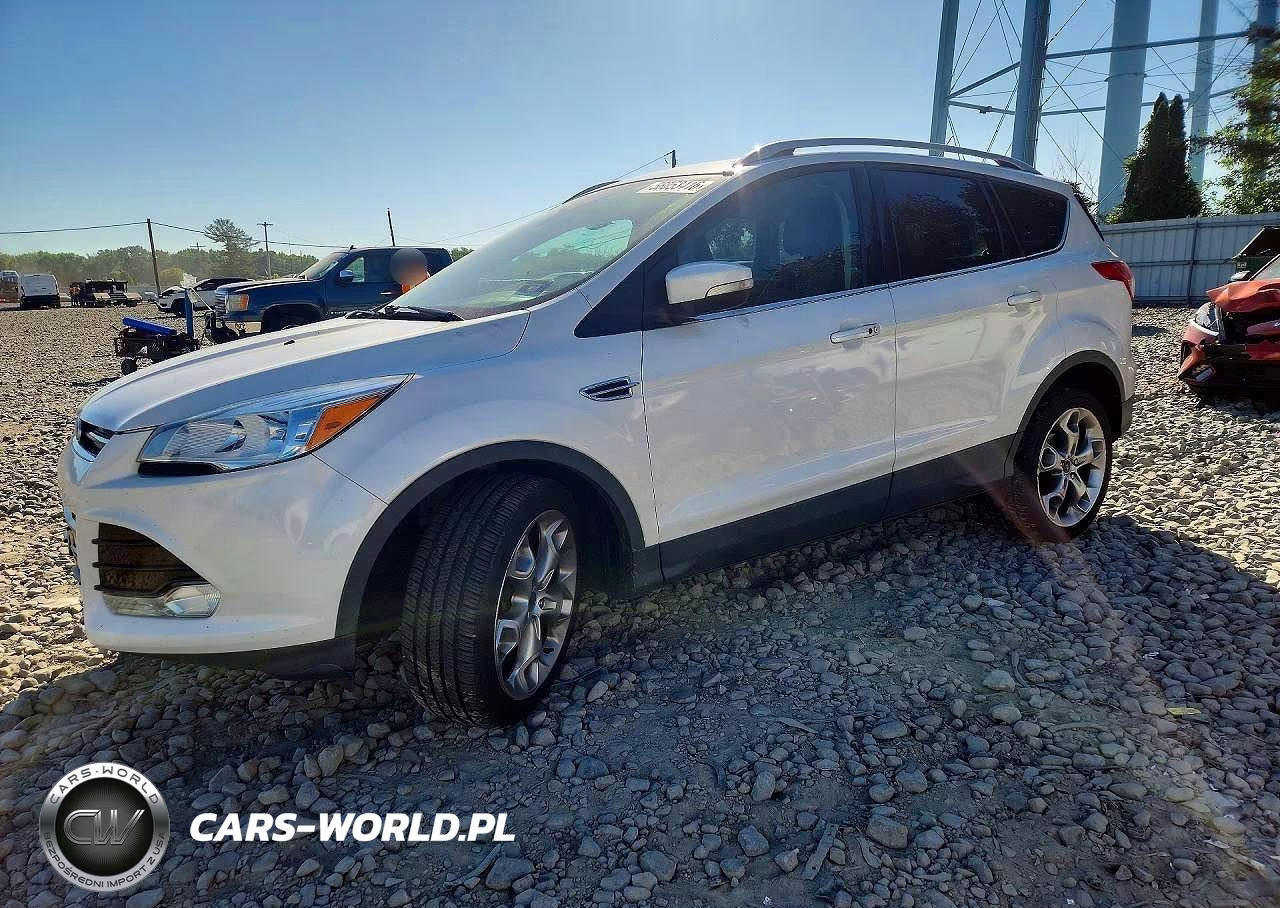 2016 Ford Escape Titanium – zdjęcie 1 z 13