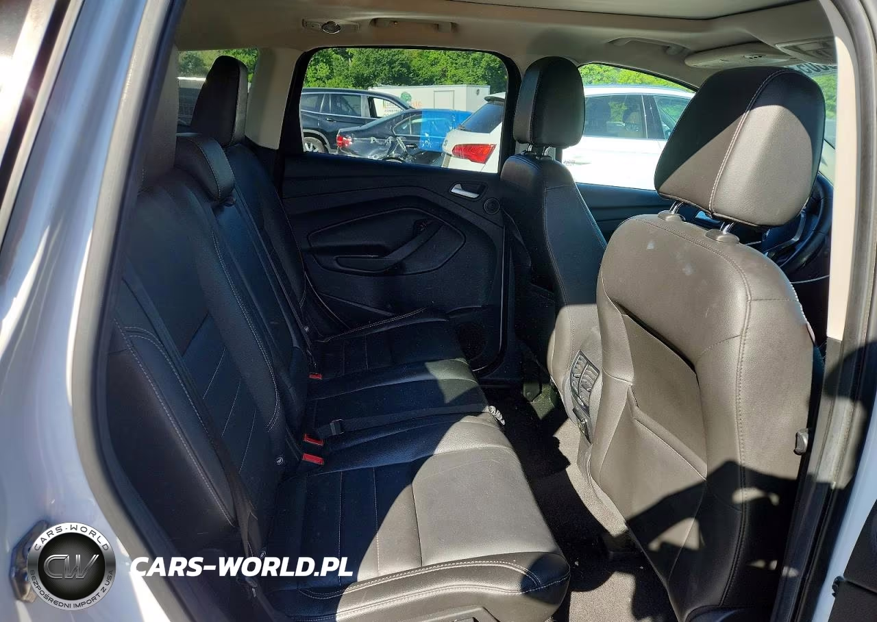 2016 Ford Escape Titanium VIN:1FMCU9J97GUA48693 - 11