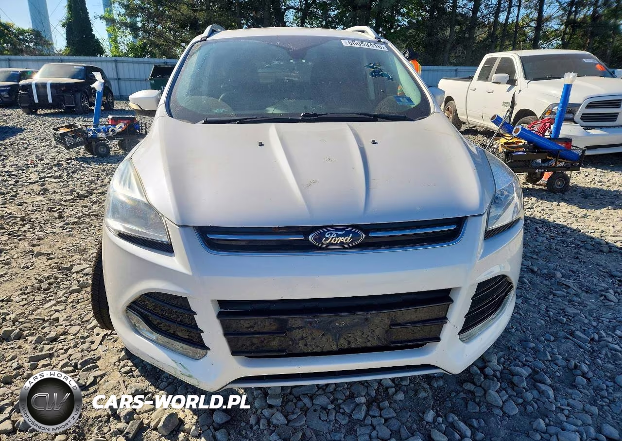 2016 Ford Escape Titanium VIN:1FMCU9J97GUA48693 - 5