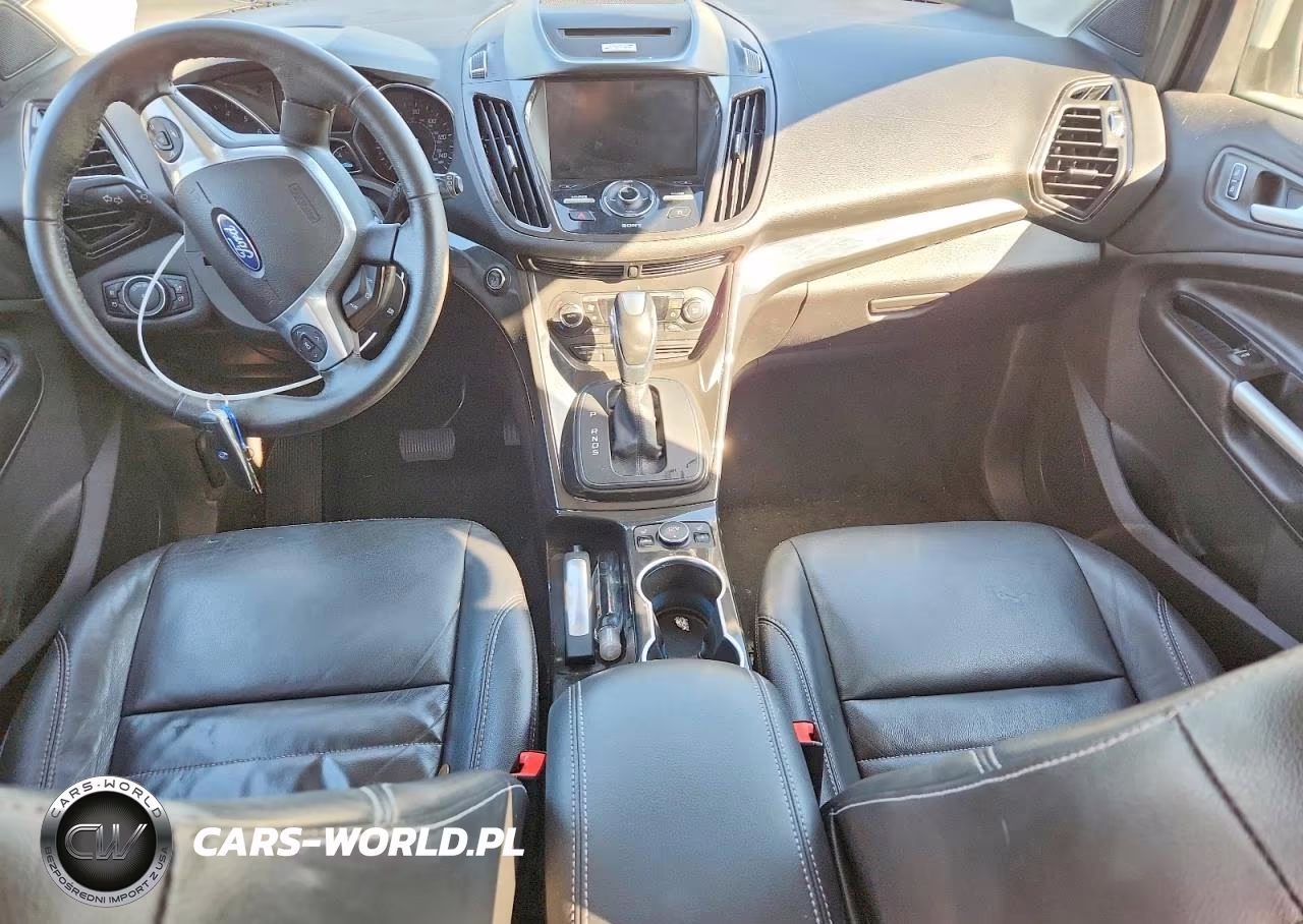 2016 Ford Escape Titanium VIN:1FMCU9J97GUA48693 - 8