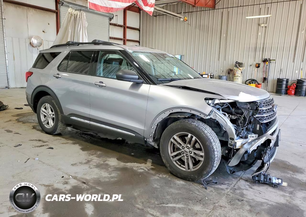 2020 Ford Explorer Xlt VIN:1FMSK8DH0LGC85047 - 4