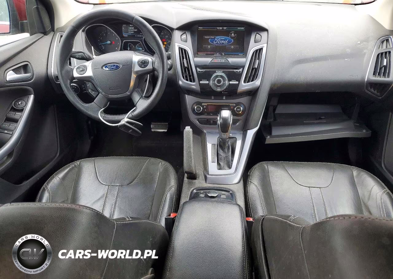 2014 Ford Focus Titanium VIN:1FADP3J2XEL312255 - 8