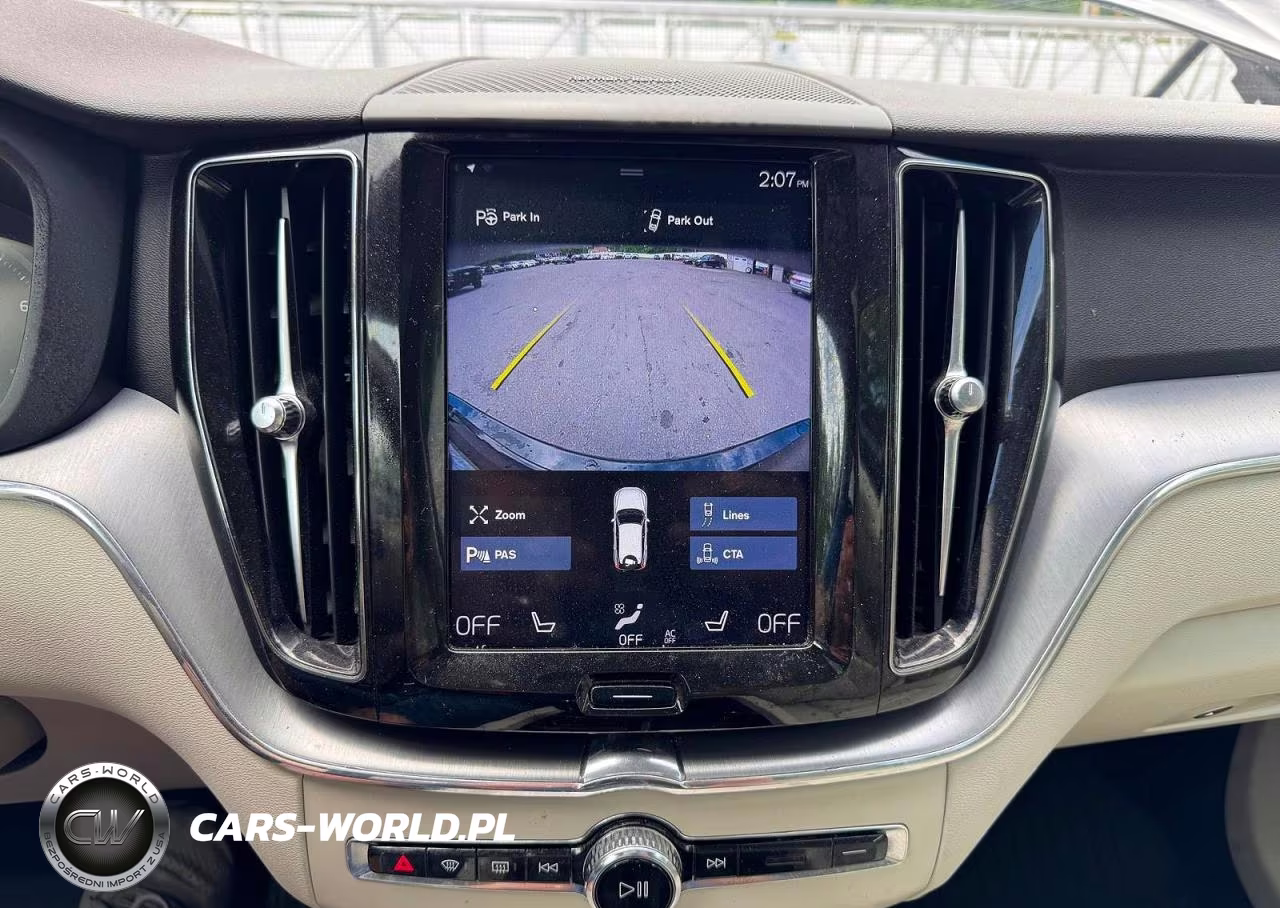 2019 Volvo Xc60 T6 Momentum VIN:LYVA22RK2KB230983 - 9