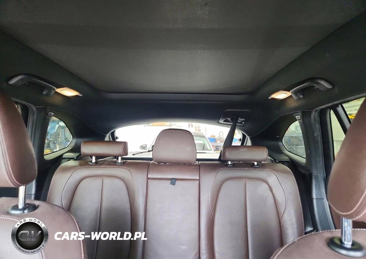 2017 BMW X1 xDrive28I VIN:WBXHT3C32H5F78977 - 10
