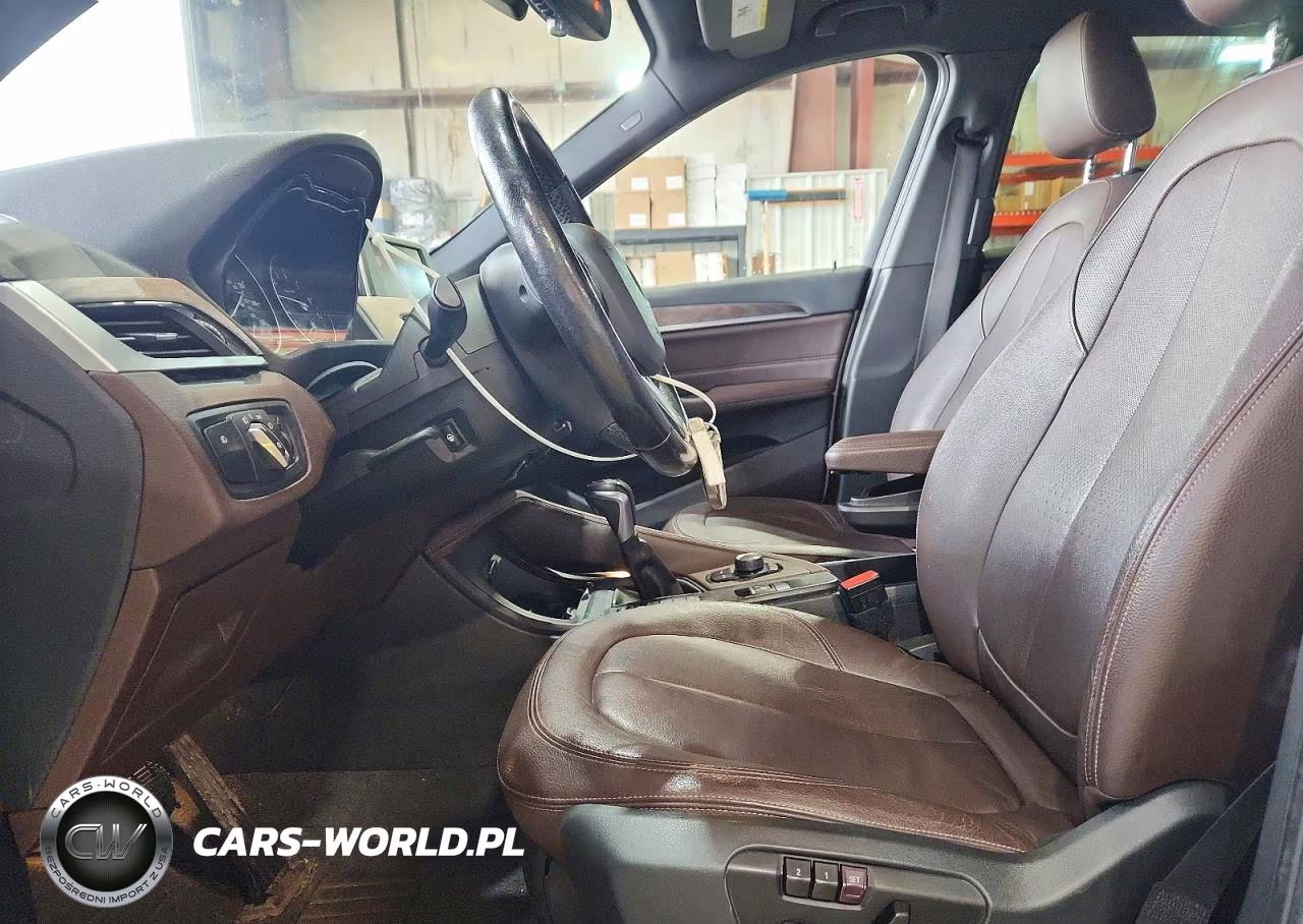 2017 BMW X1 xDrive28I VIN:WBXHT3C32H5F78977 - 7