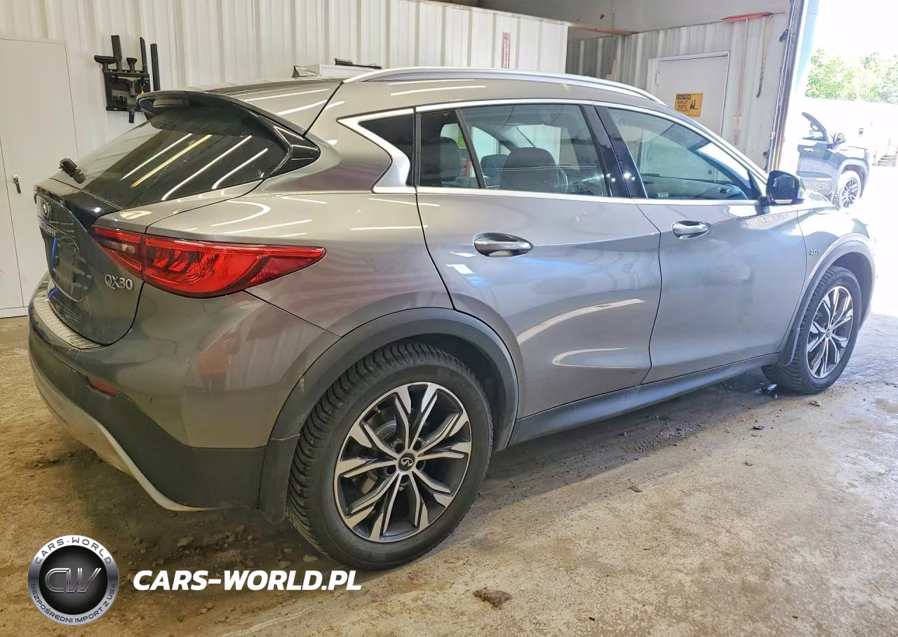 2017 Infiniti Qx30 Premium VIN:SJKCH5CR8HA014535 - 3