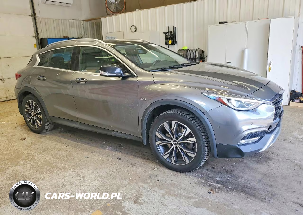 2017 Infiniti Qx30 Premium VIN:SJKCH5CR8HA014535 - 4