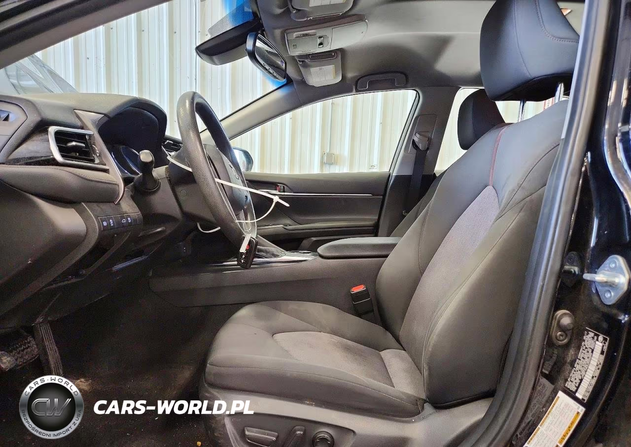 2018 Toyota Camry Le VIN:JTNB11HK3J3005299 - 7