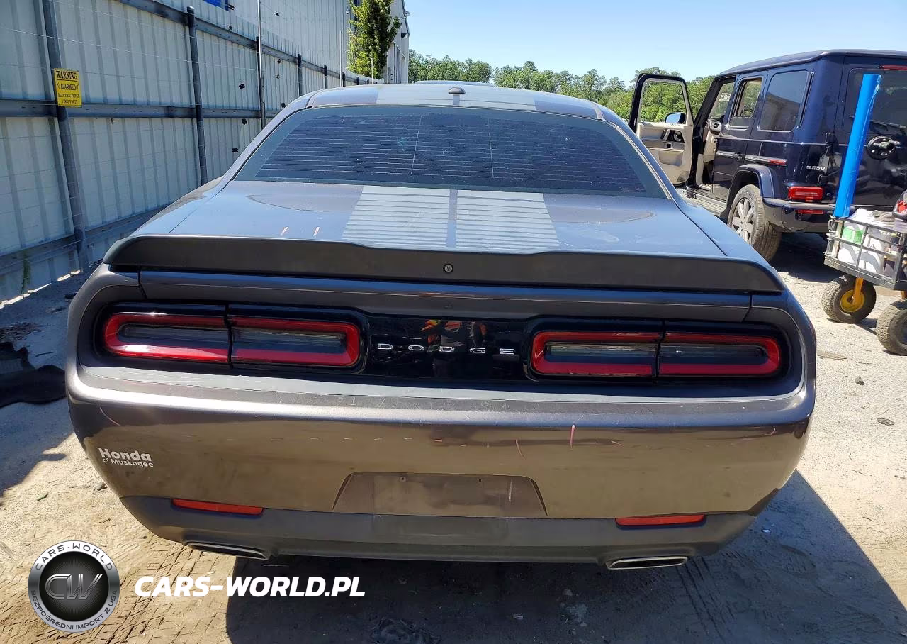2017 Dodge Challenger Sxt VIN:2C3CDZAG3HH650549 - 6