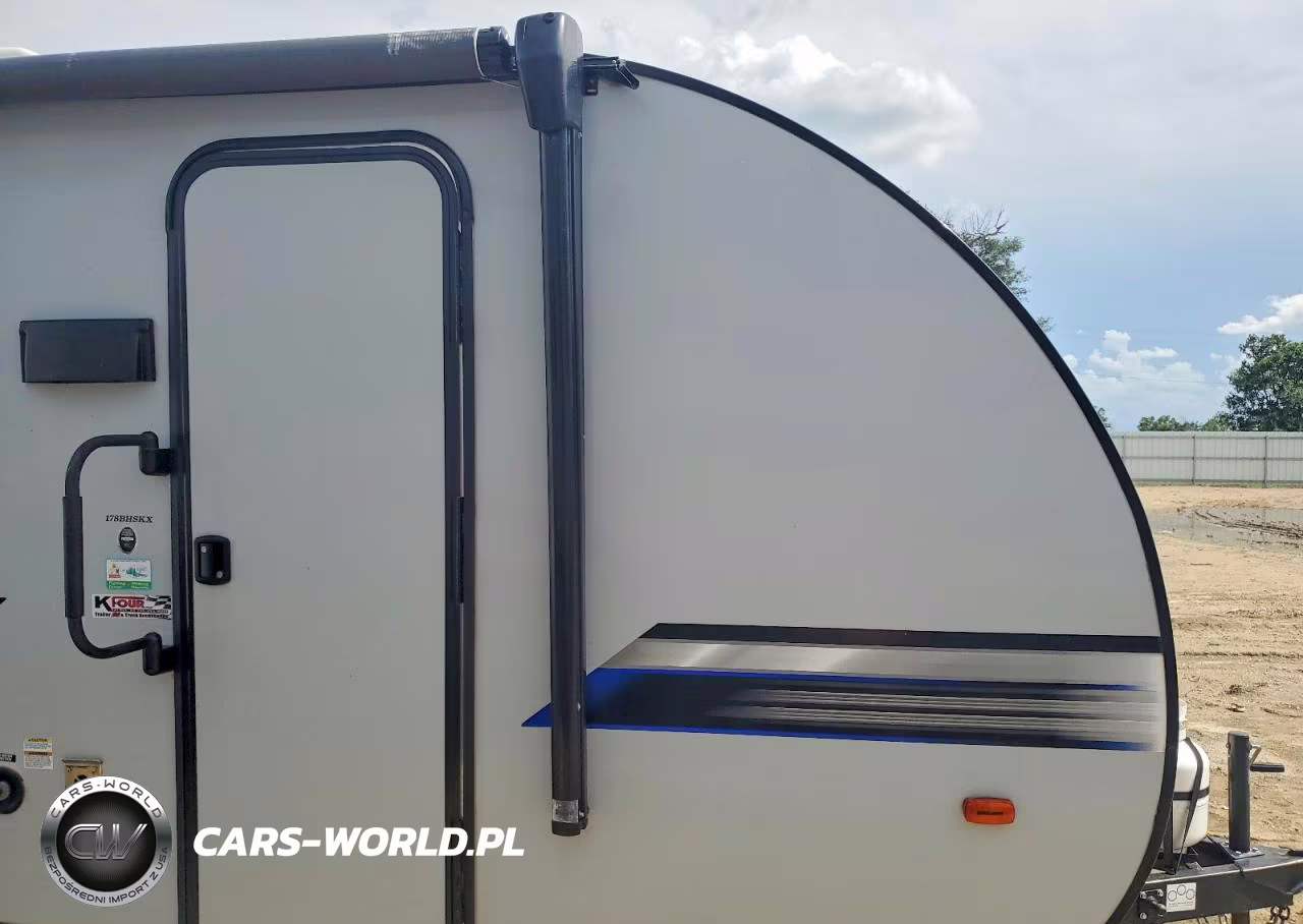 2021 Forest River Platinum Camper VIN:5ZT2SMGC1MG072105 - 5