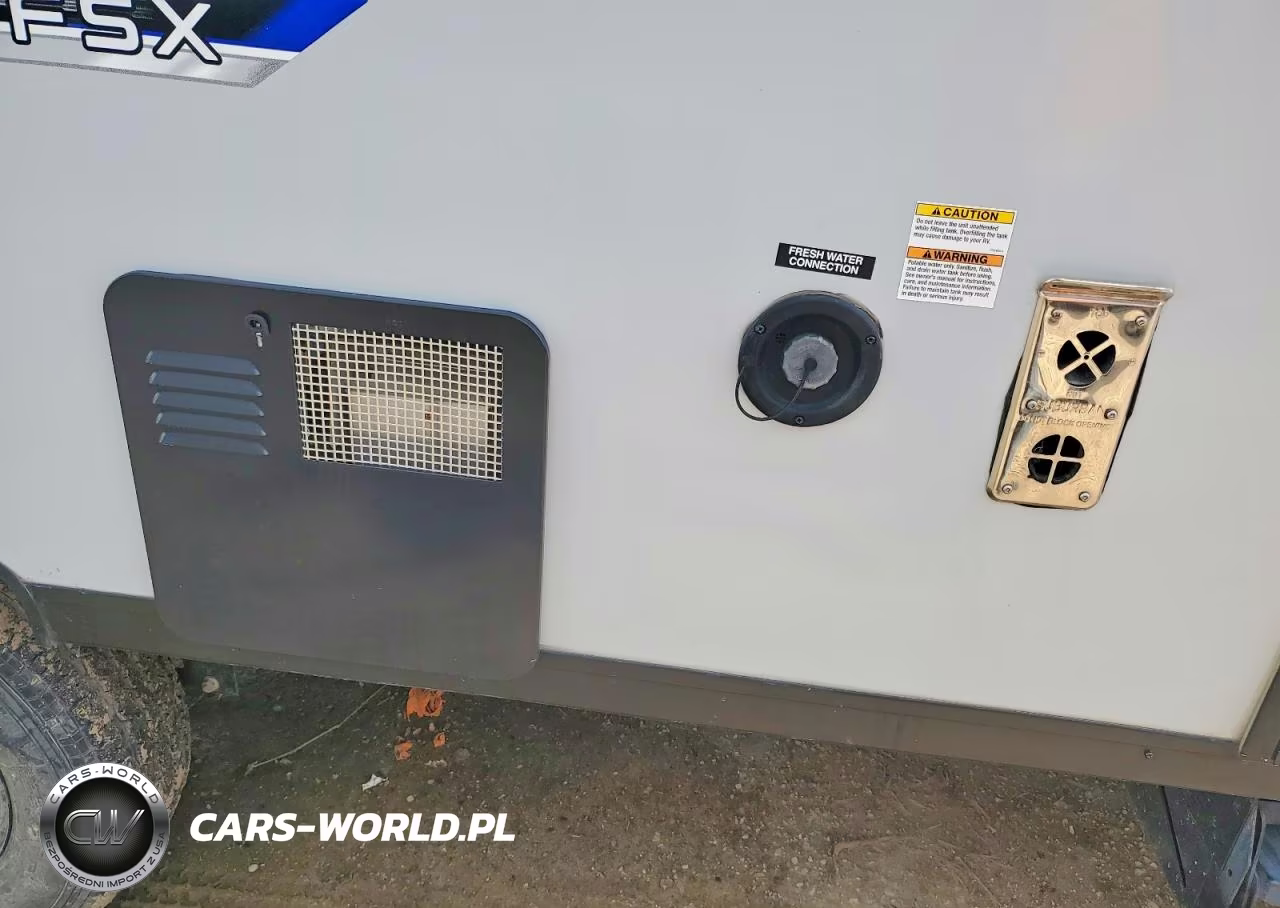 2021 Forest River Platinum Camper VIN:5ZT2SMGC1MG072105 - 8