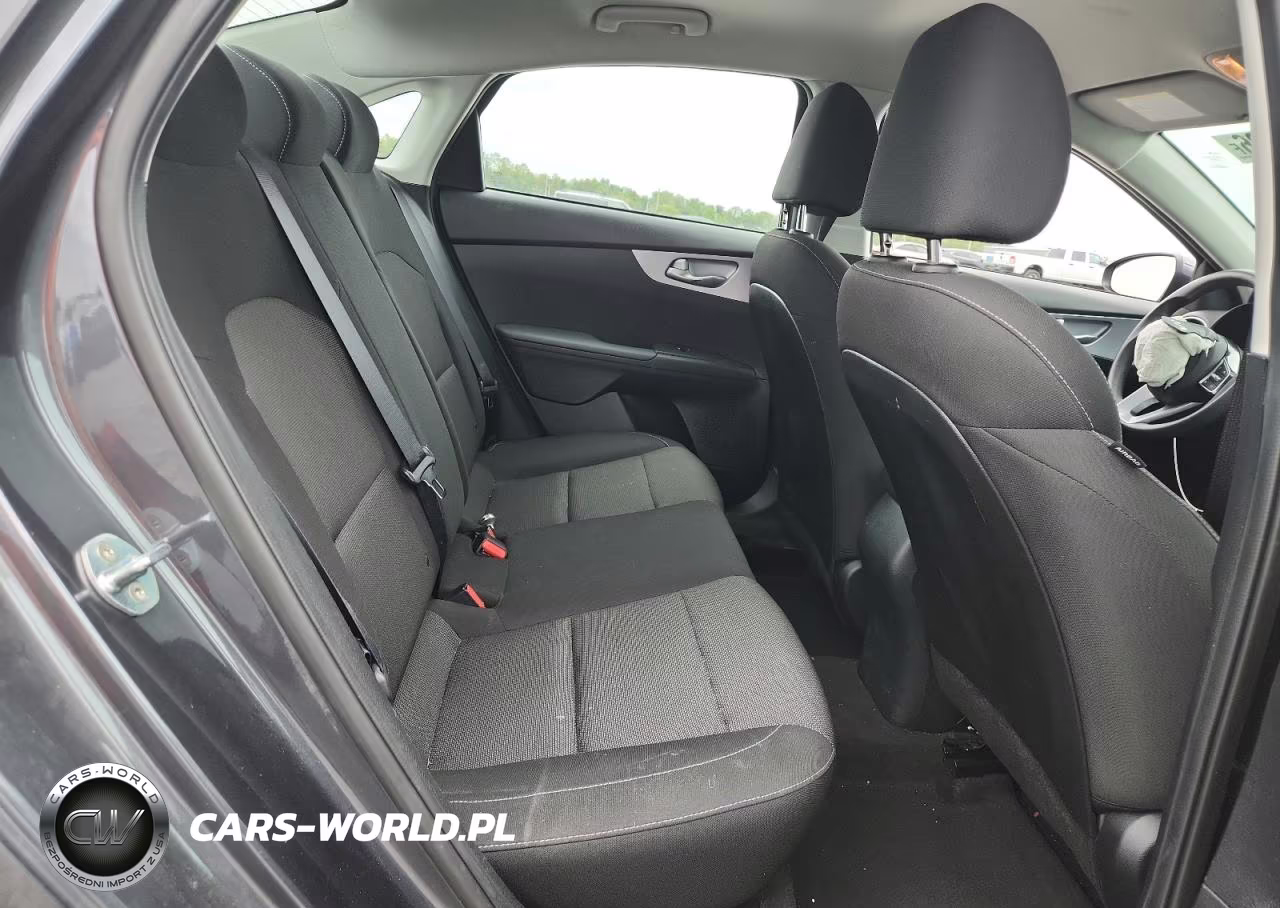 2023 Kia Forte Lxs VIN:3KPF24AD1PE505320 - 10