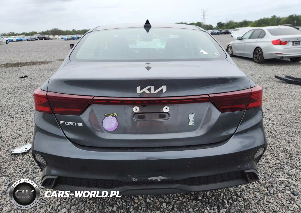2023 Kia Forte Lxs VIN:3KPF24AD1PE505320 - 6