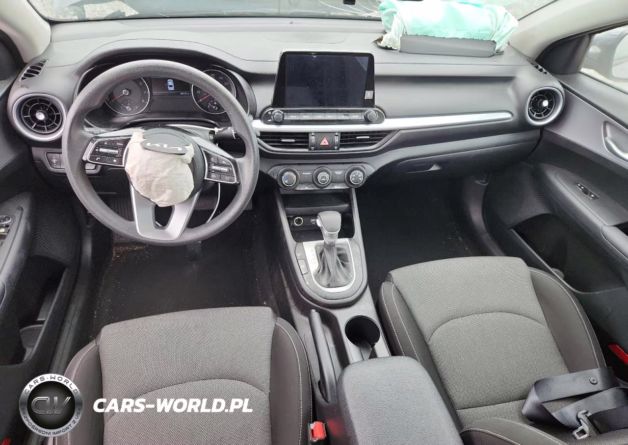 2023 Kia Forte Lxs VIN:3KPF24AD1PE505320 - 8