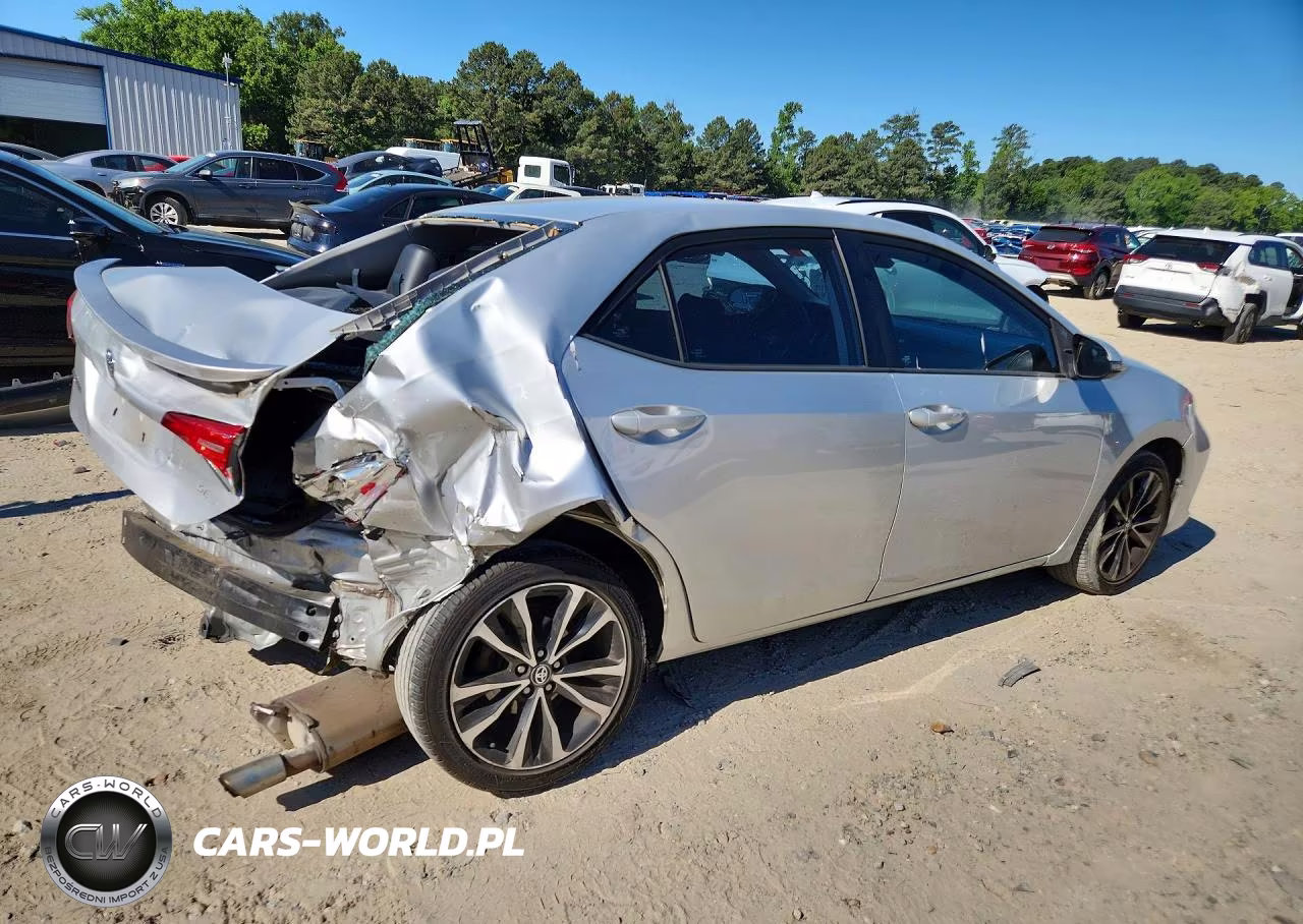 2017 Toyota Corolla Se VIN:5YFBURHEXHP654538 - 3