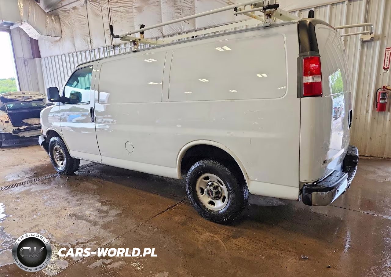 2018 GMC Savana G2500 VIN:1GTW7AFG9J1334006 - 2