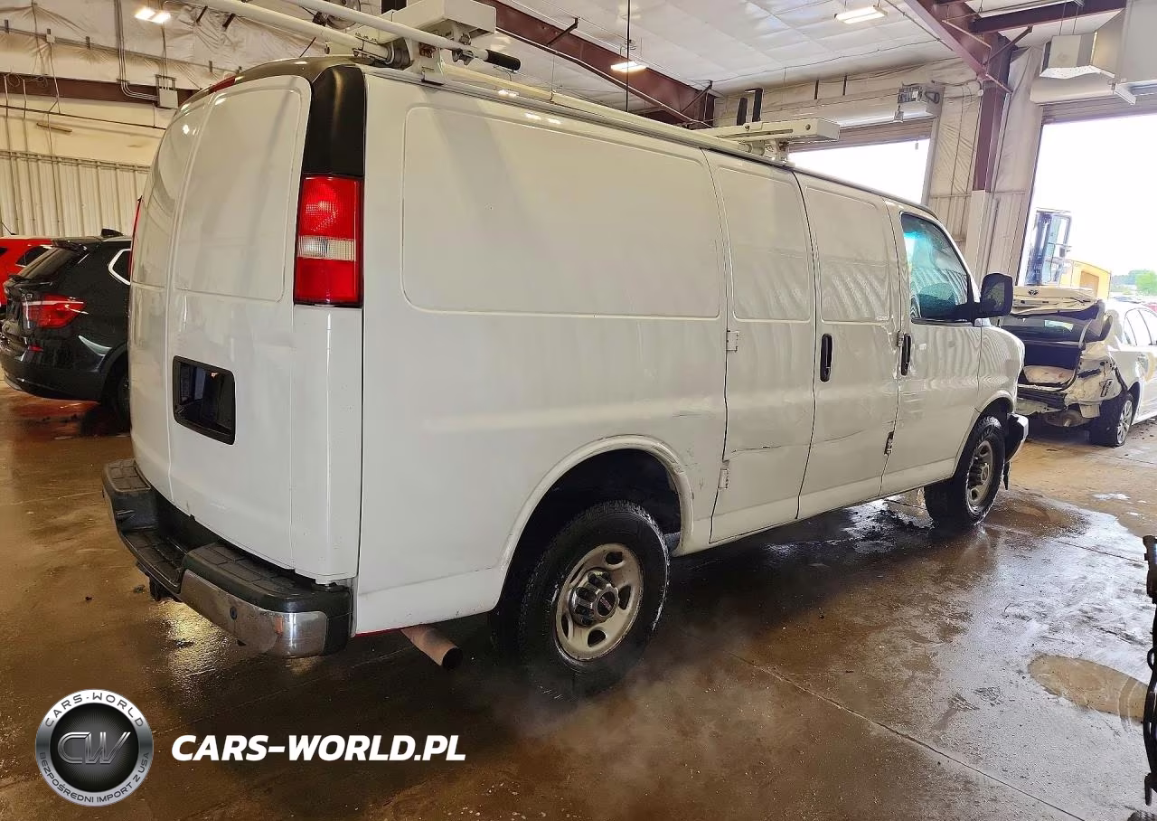 2018 GMC Savana G2500 VIN:1GTW7AFG9J1334006 - 3