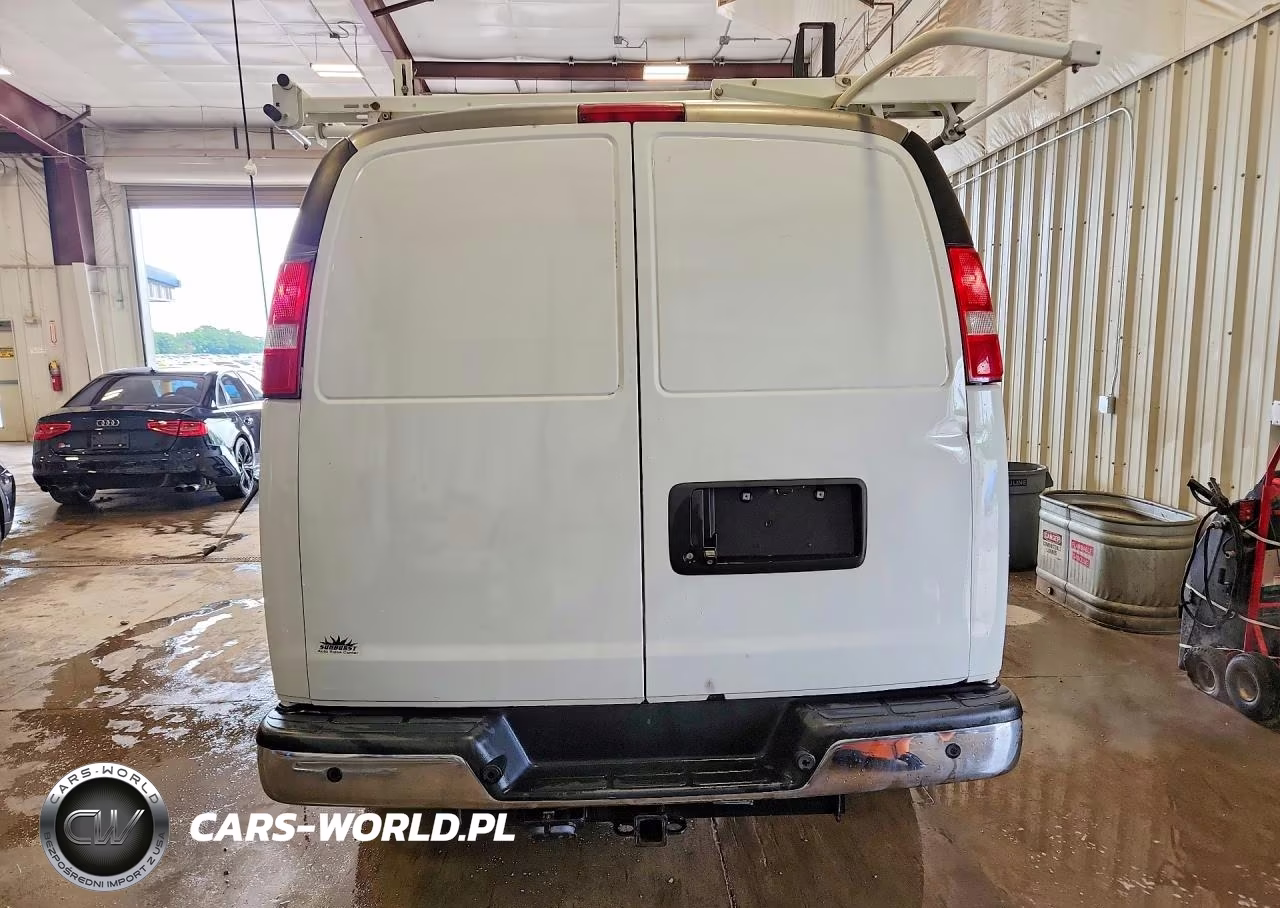 2018 GMC Savana G2500 VIN:1GTW7AFG9J1334006 - 6