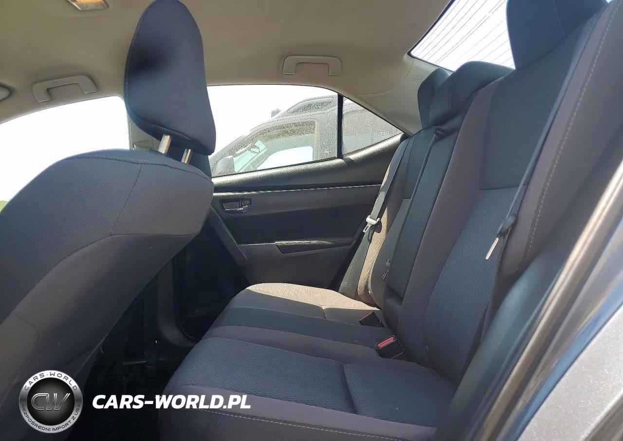 2018 Toyota Corolla Le VIN:2T1BURHE8JC059709 - 10