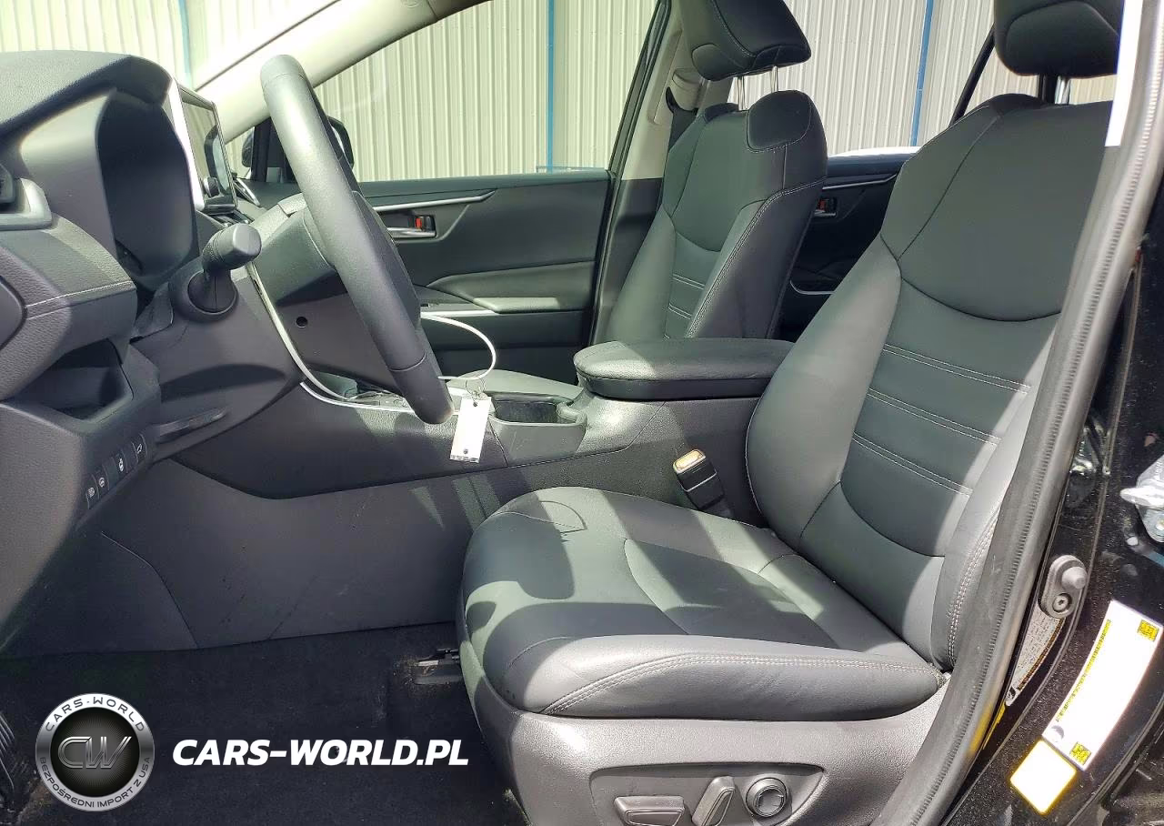 2025 Toyota Rav4 Xle Premium VIN:JTMB6RFV4SD153541 - 7