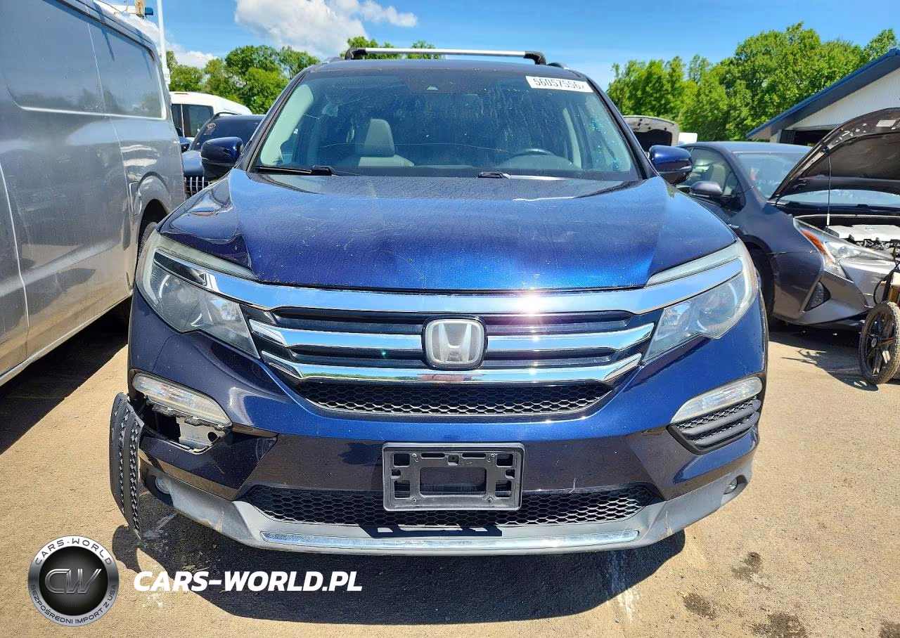 2017 Honda Pilot Touring VIN:5FNYF6H91HB066397 - 5