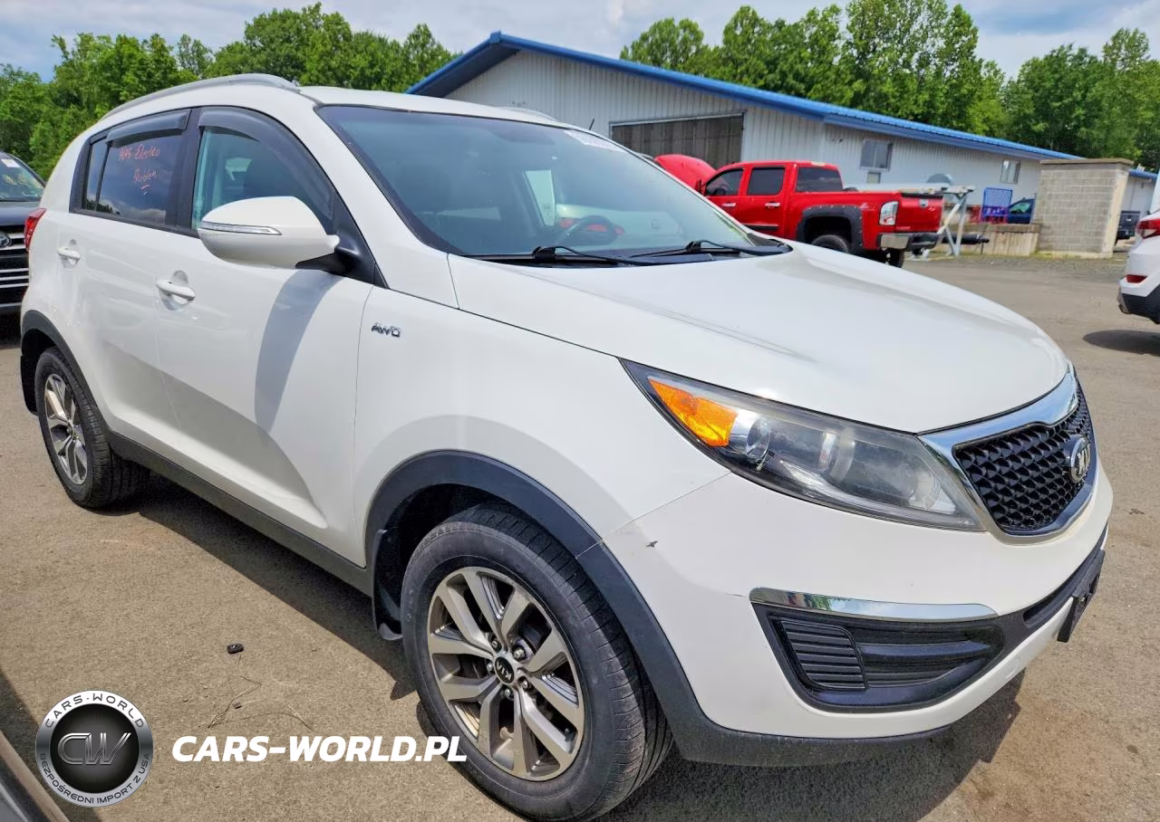 2014 Kia Sportage Lx VIN:KNDPBCAC7E7570885 - 4