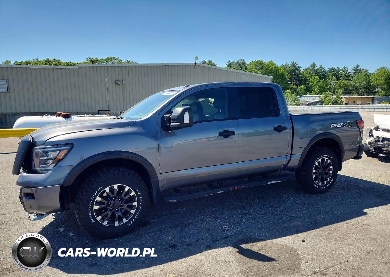 2020 Nissan Titan Pro-4X – zdjęcie 1 z 12