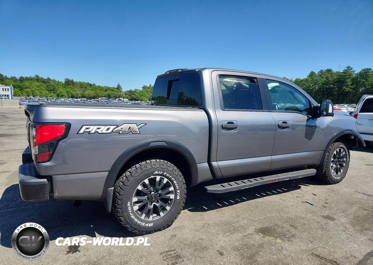 2020 Nissan Titan Pro-4X VIN:1N6AA1ED5LN500825 - 3