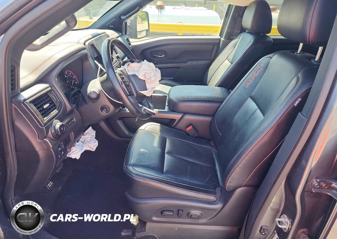 2020 Nissan Titan Pro-4X VIN:1N6AA1ED5LN500825 - 7