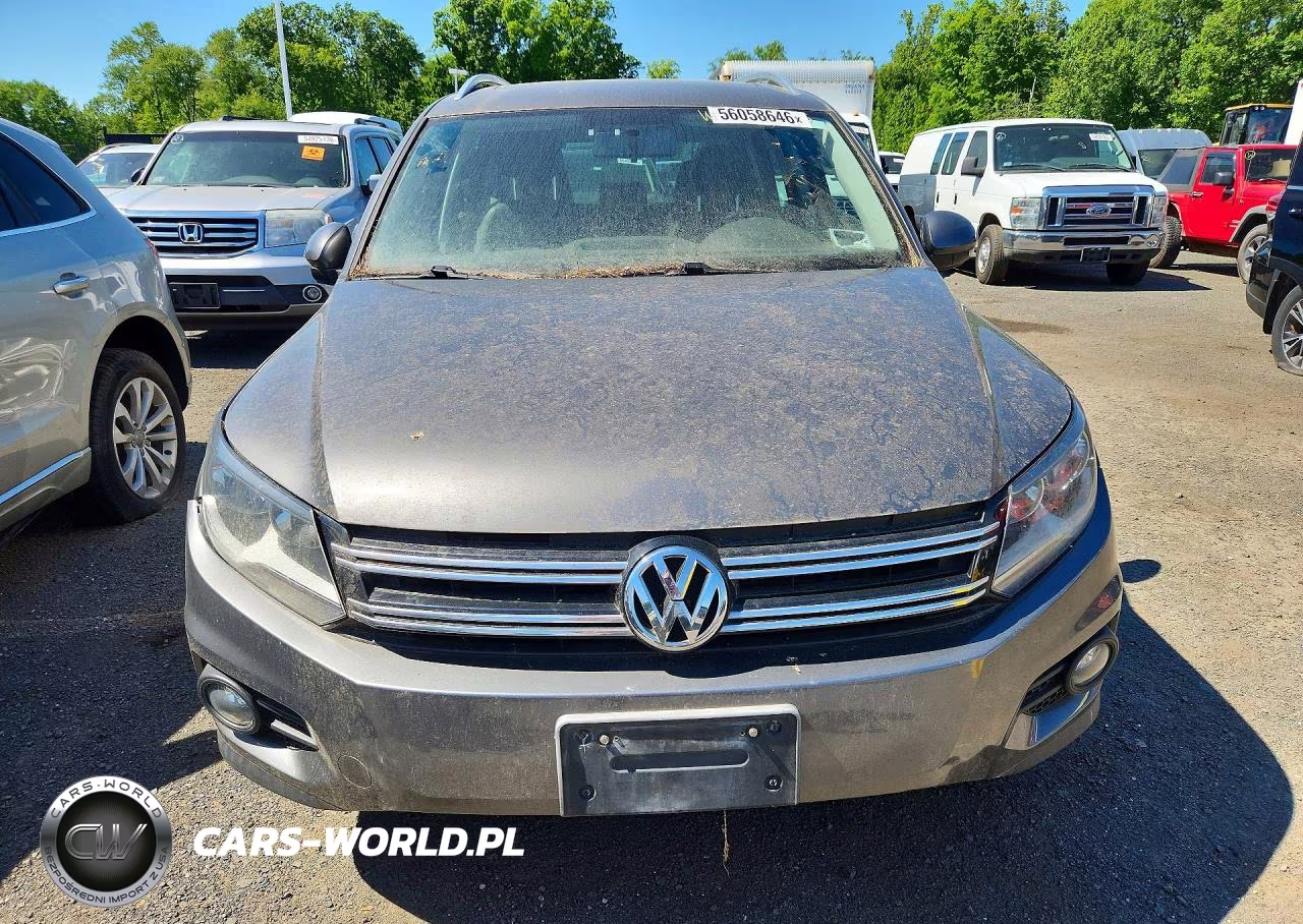 2012 Volkswagen Tiguan S VIN:WVGBV7AX1CW005705 - 5