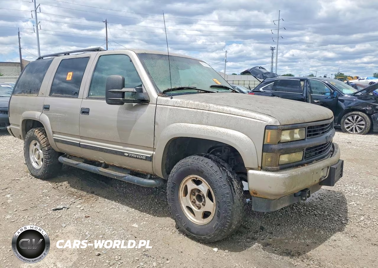2000 Chevrolet Tahoe K1500 VIN:1GNEK13R2YR179298 - 4