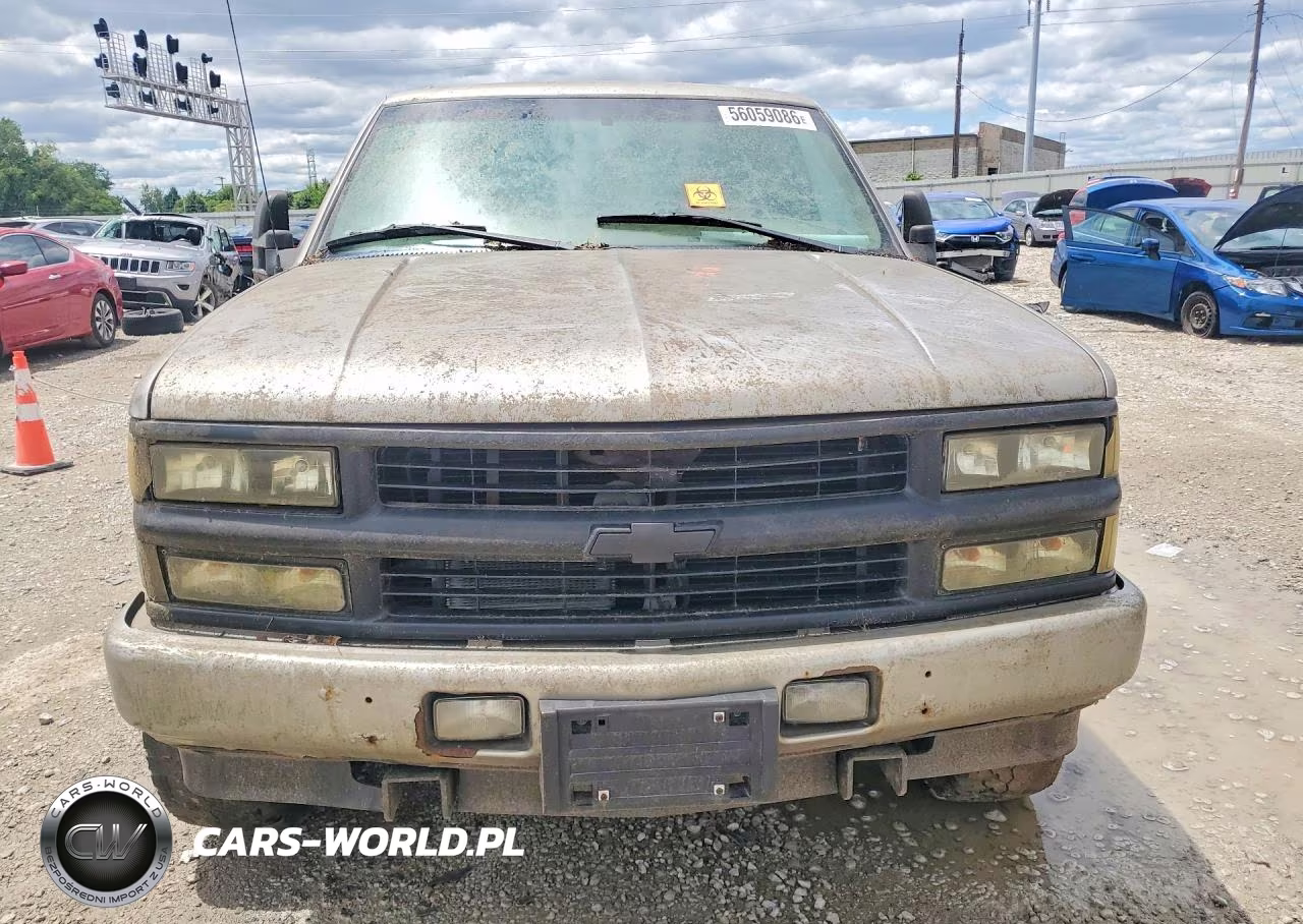 2000 Chevrolet Tahoe K1500 VIN:1GNEK13R2YR179298 - 5