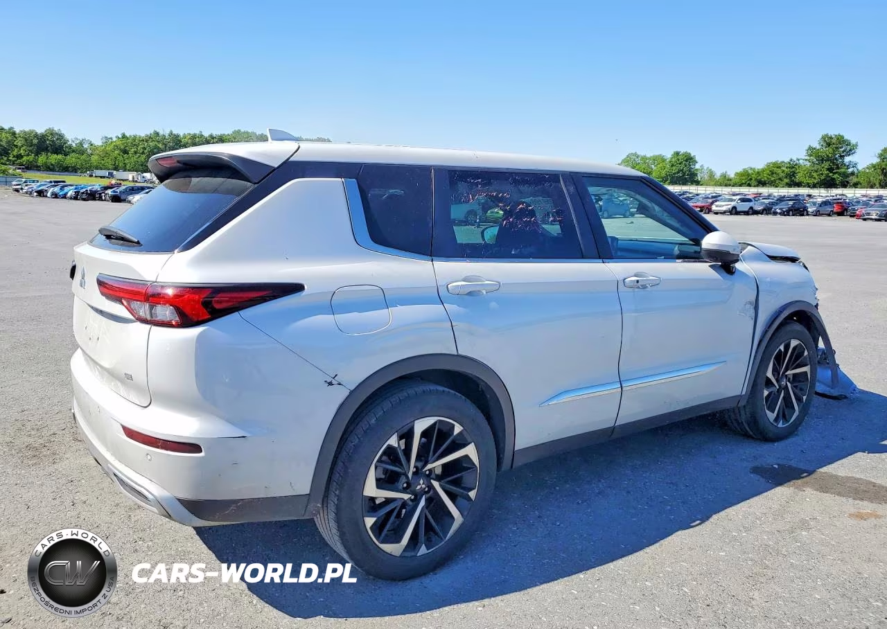 2022 Mitsubishi Outlander Se VIN:JA4J3UA89NZ087045 - 3