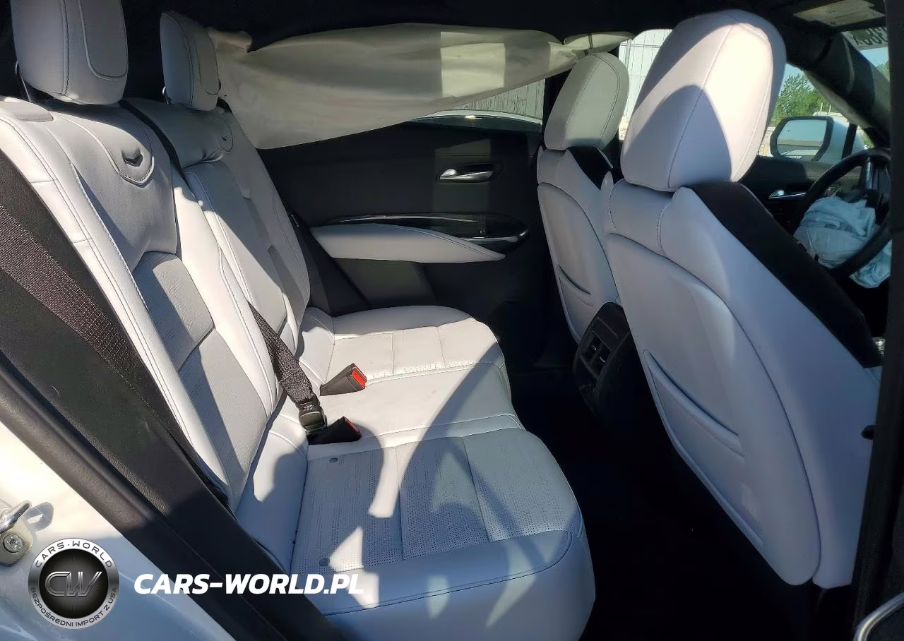 2024 Cadillac Xt4 Sport VIN:1GYFZFR46RF180226 - 11
