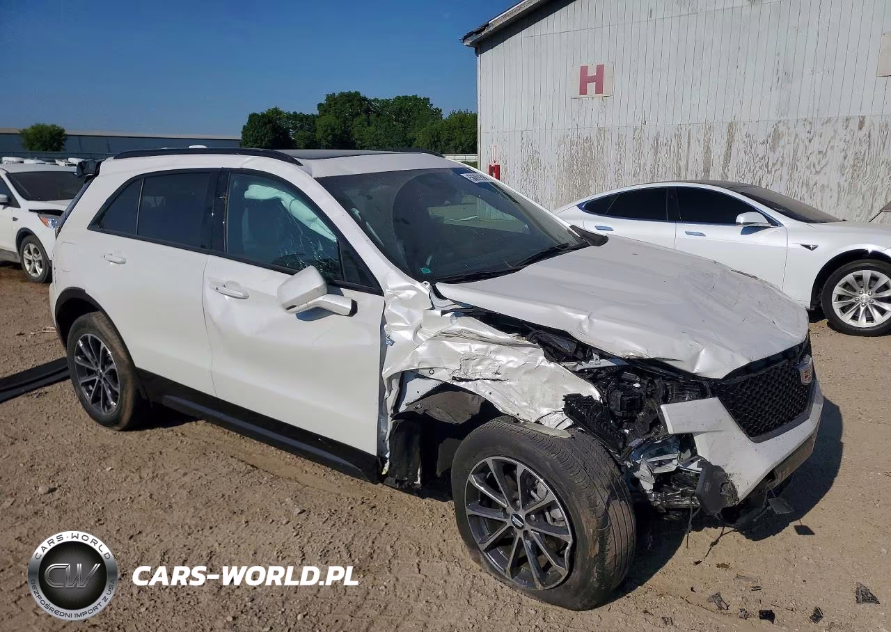 2024 Cadillac Xt4 Sport VIN:1GYFZFR46RF180226 - 4
