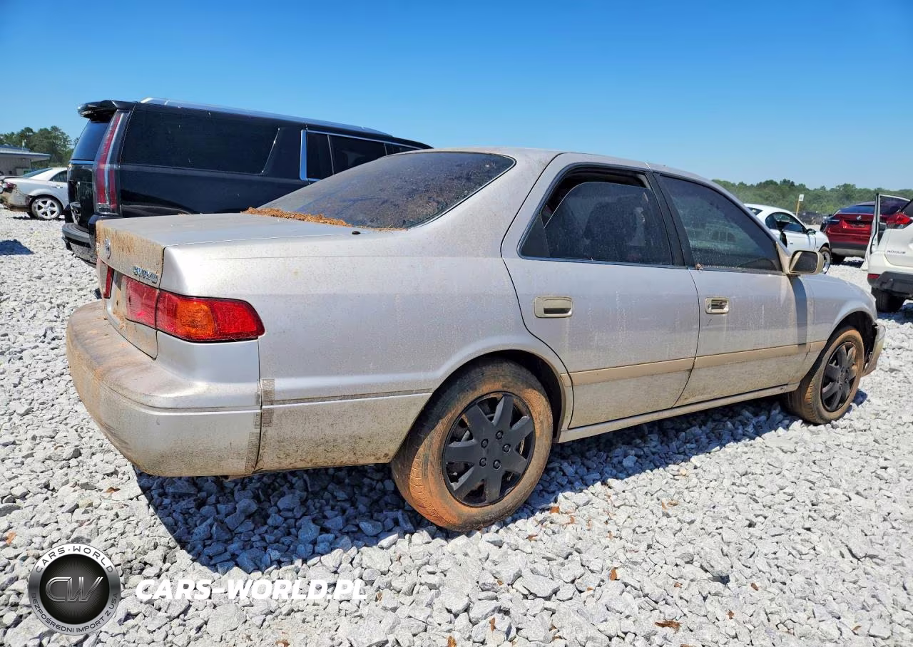 2000 Toyota Camry Le VIN:4T1BG28K2YU656111 - 3