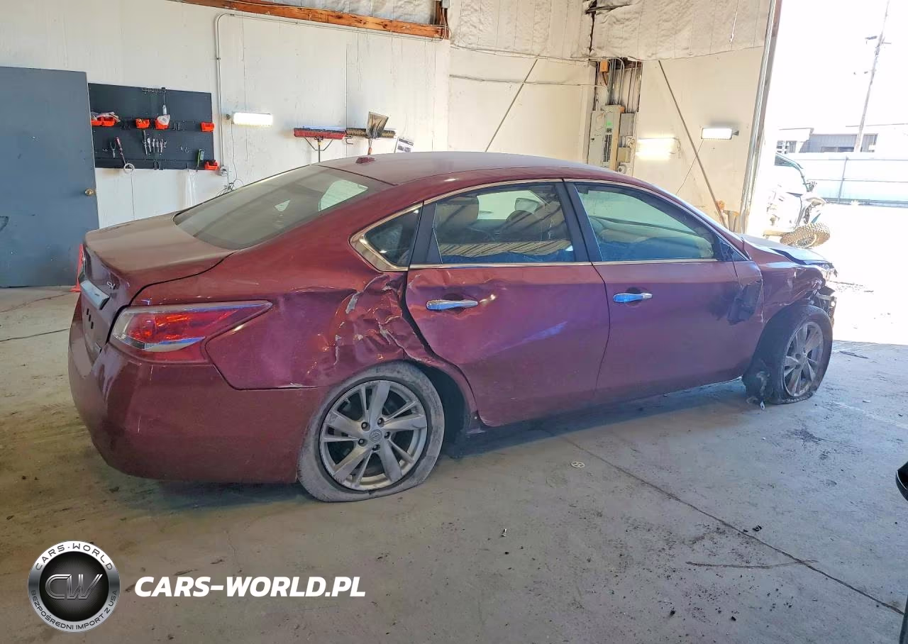 2013 Nissan Altima 2.5 VIN:1N4AL3AP7DN447013 - 3