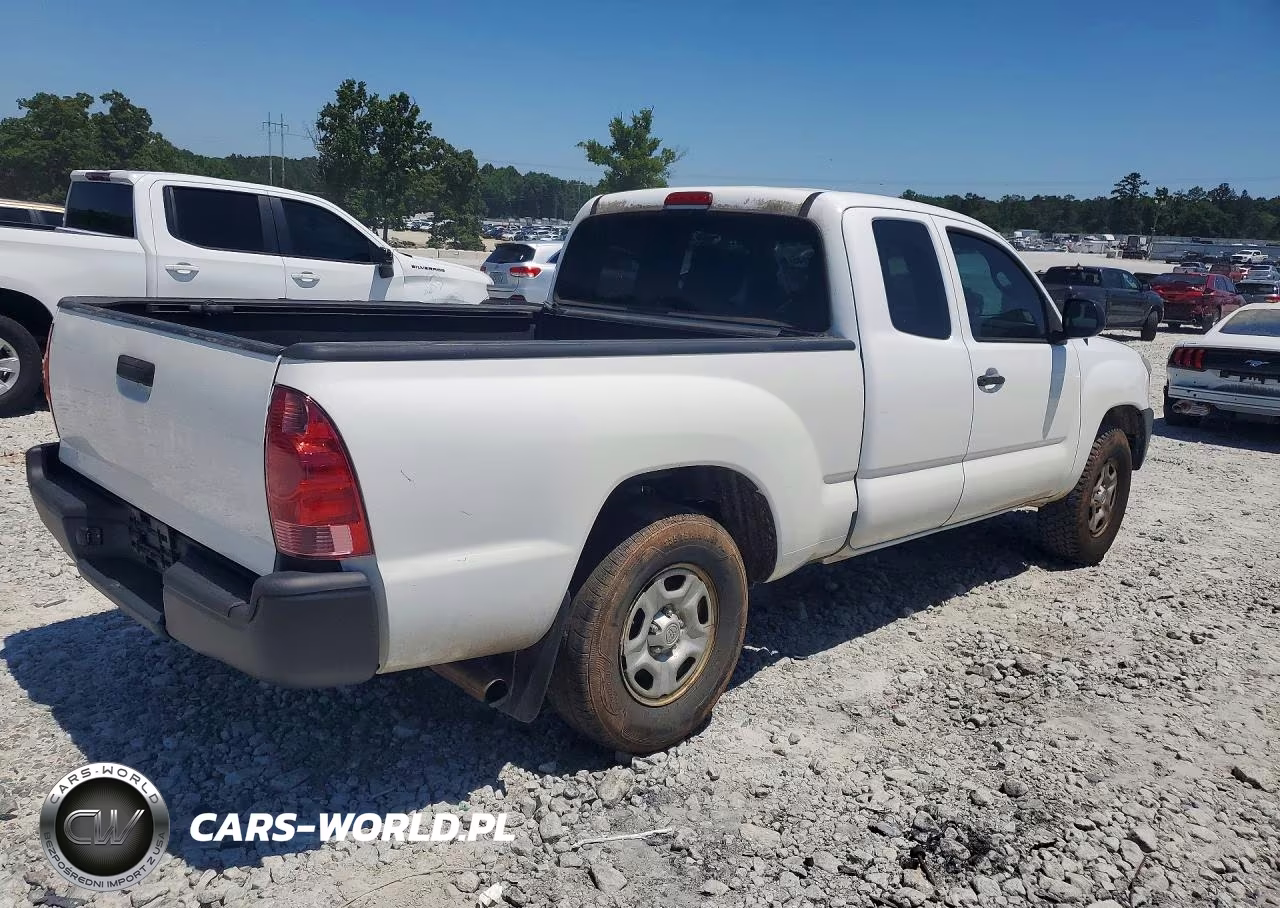 2015 Toyota Tacoma Access Cab VIN:5TFTX4CN2FX066685 - 3
