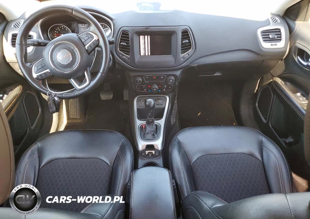 2019 Jeep Compass Latitude VIN:3C4NJCBB3KT652085 - 8
