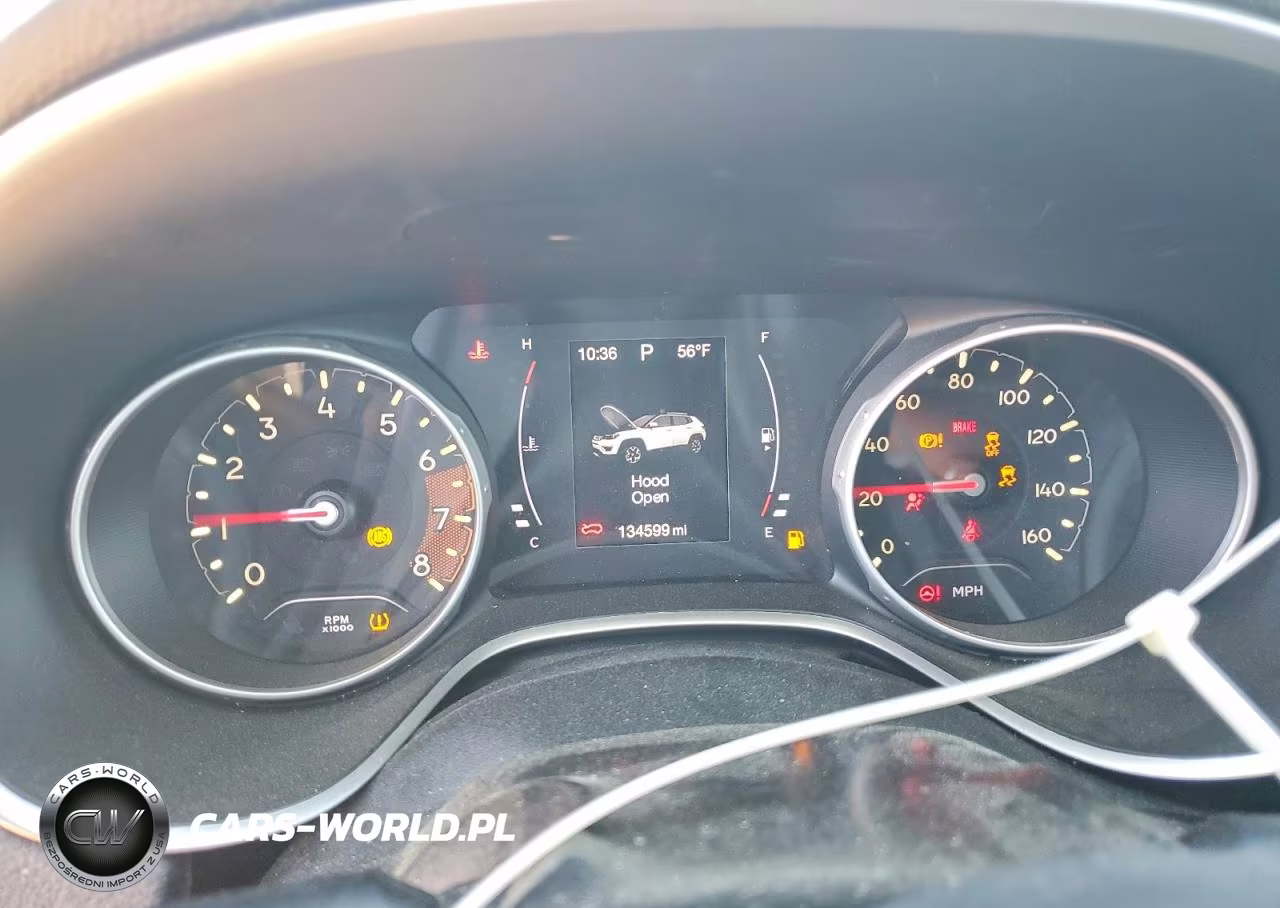 2019 Jeep Compass Latitude VIN:3C4NJCBB3KT652085 - 9