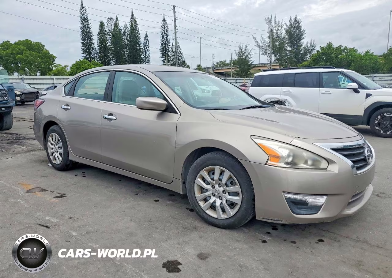 2015 Nissan Altima 2.5 S VIN:1N4AL3AP0FC153998 - 4