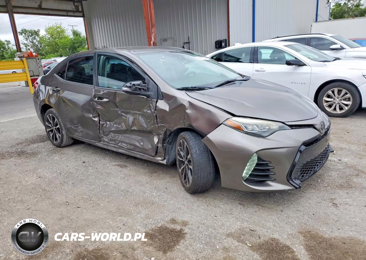 2019 Toyota Corolla Se VIN:5YFBURHE8KP904883 - 4