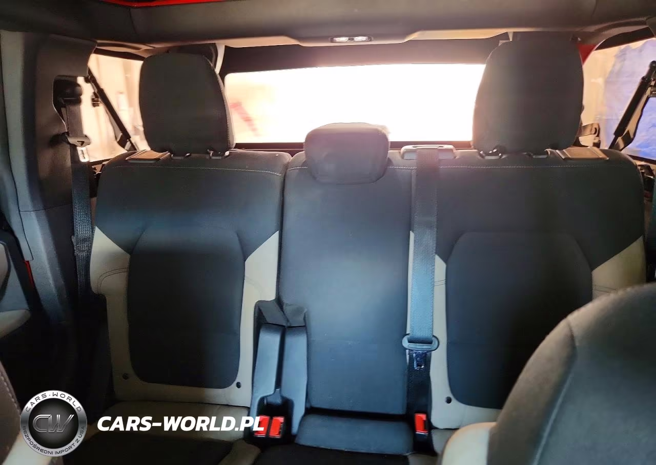 2021 Ford Bronco Base VIN:1FMDE5BH9MLA85309 - 10